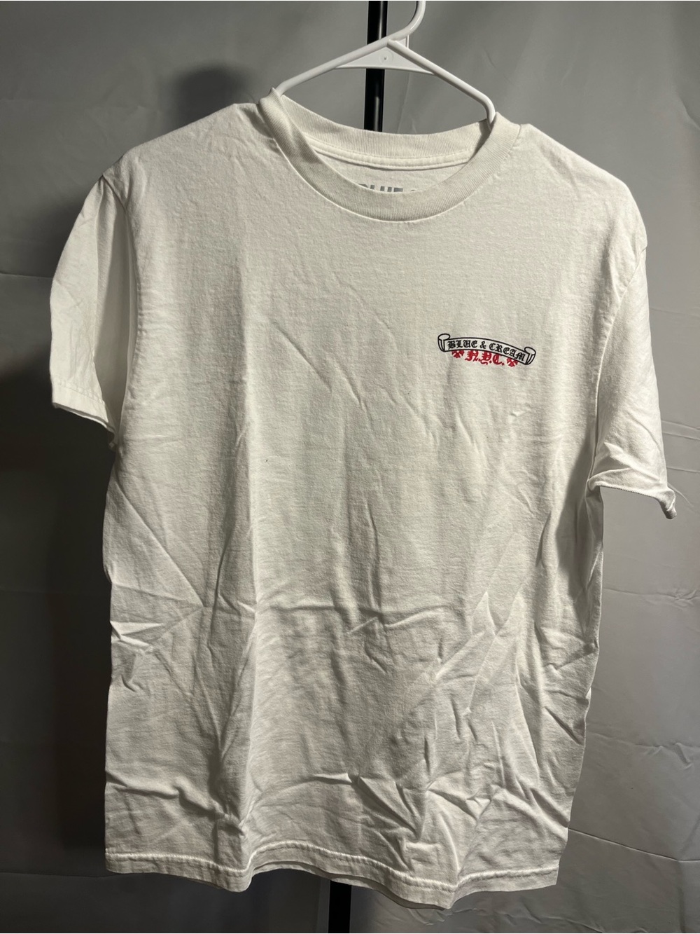 Blue & cream 100% cotton exclusive Street wear short sleeve white tee Med